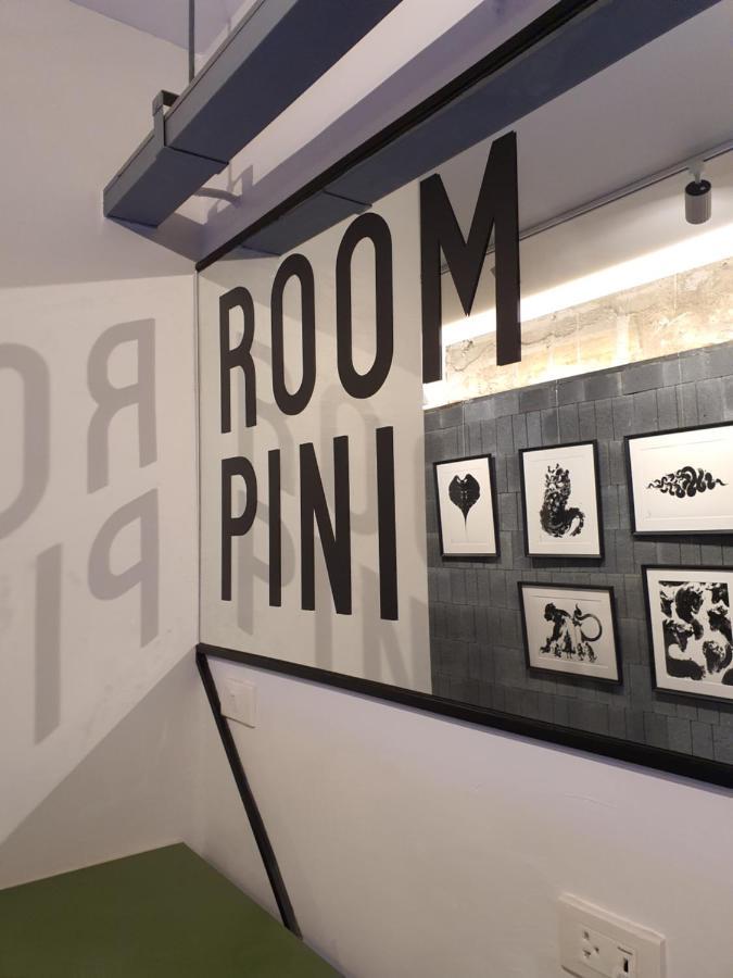 Roompini Bangkok Exterior photo